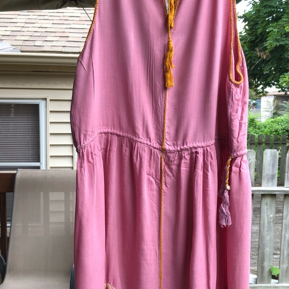 Handmade in Mexico embroidered dress - label is Yibel. L-XL (embedded waist tie) - Picture 6 of 6